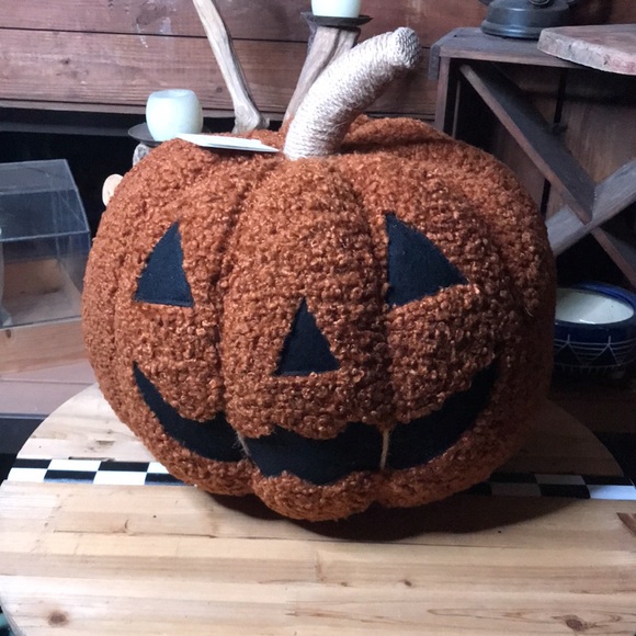 Pottery Barn Cuddly and Cute Spooktastic Jack-O-Lantern Pumpkin Pillow 🎃… - Picture 6 of 16